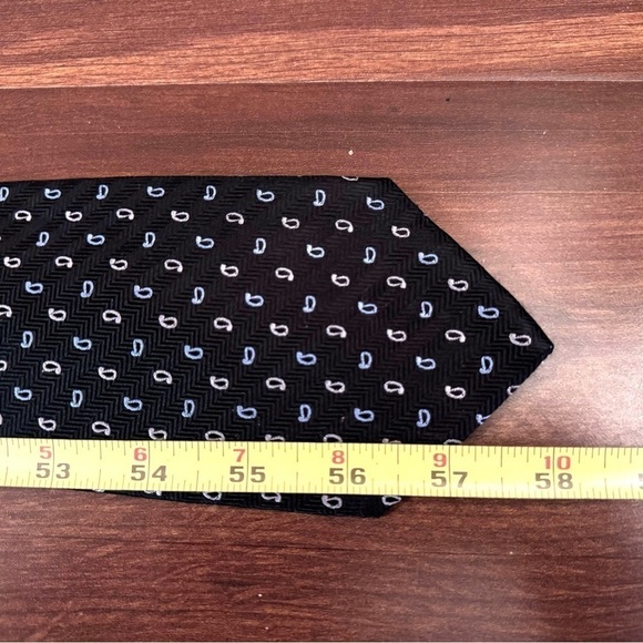 BROOKS BROTHERS “346” Pure Silk Black Paisley Pattern Jacquard Tie Made In USA - Picture 10 of 10